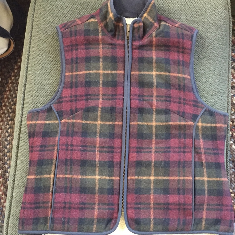 LIKE NEW LL Bean Wool Vest with Sherpa Lining!